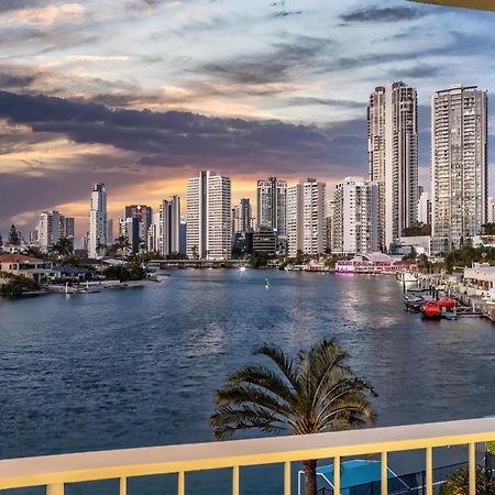 Amazing Water Views Surfers Paradise Gold Coast Kültér fotó